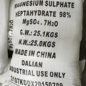 Công thức hóa học : MgSO4.7H2O Tên hóa học : Magnesium Sulphate Heptahydrate Xuất xứ: Trung Quốc Qui cách : 25 kg/ bao